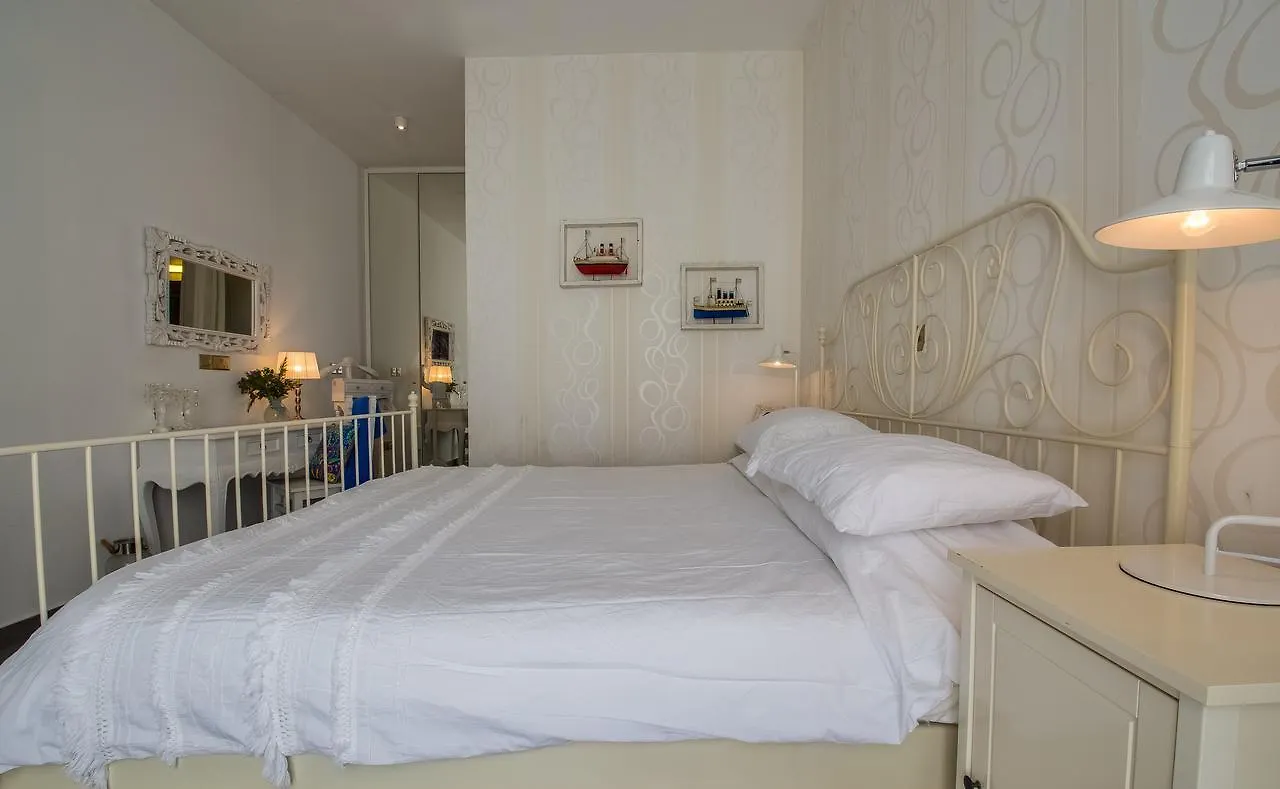 Cape Serenity Resort - Adults Only Ayia Napa 3*,  Cypern